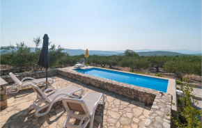 Stunning Home In Sutivan